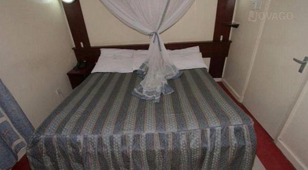 Blue Hut Hotel Nairobi Bagian luar foto