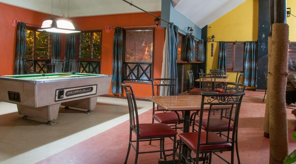 Blue Hut Hotel Nairobi Bagian luar foto